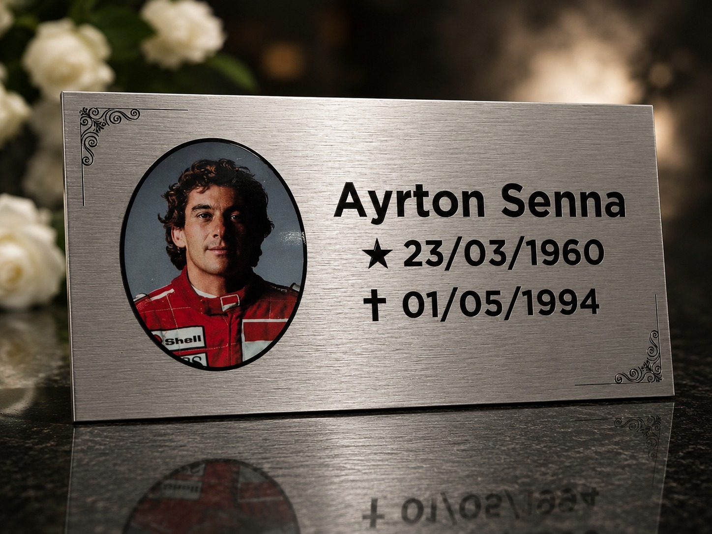 Placa retangular com acabamento escovado